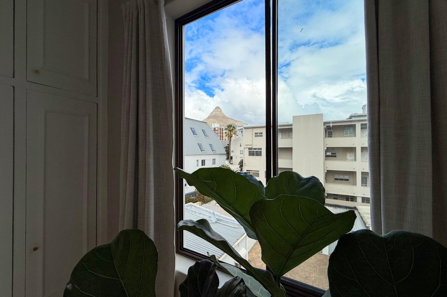 To Let 2 Bedroom Property for Rent in Sea Point Western Cape